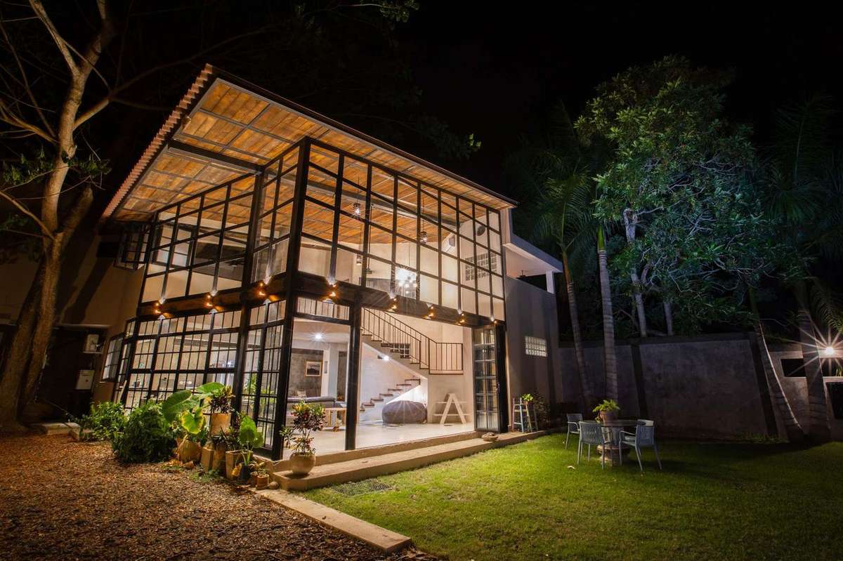 Rancho Casona at night